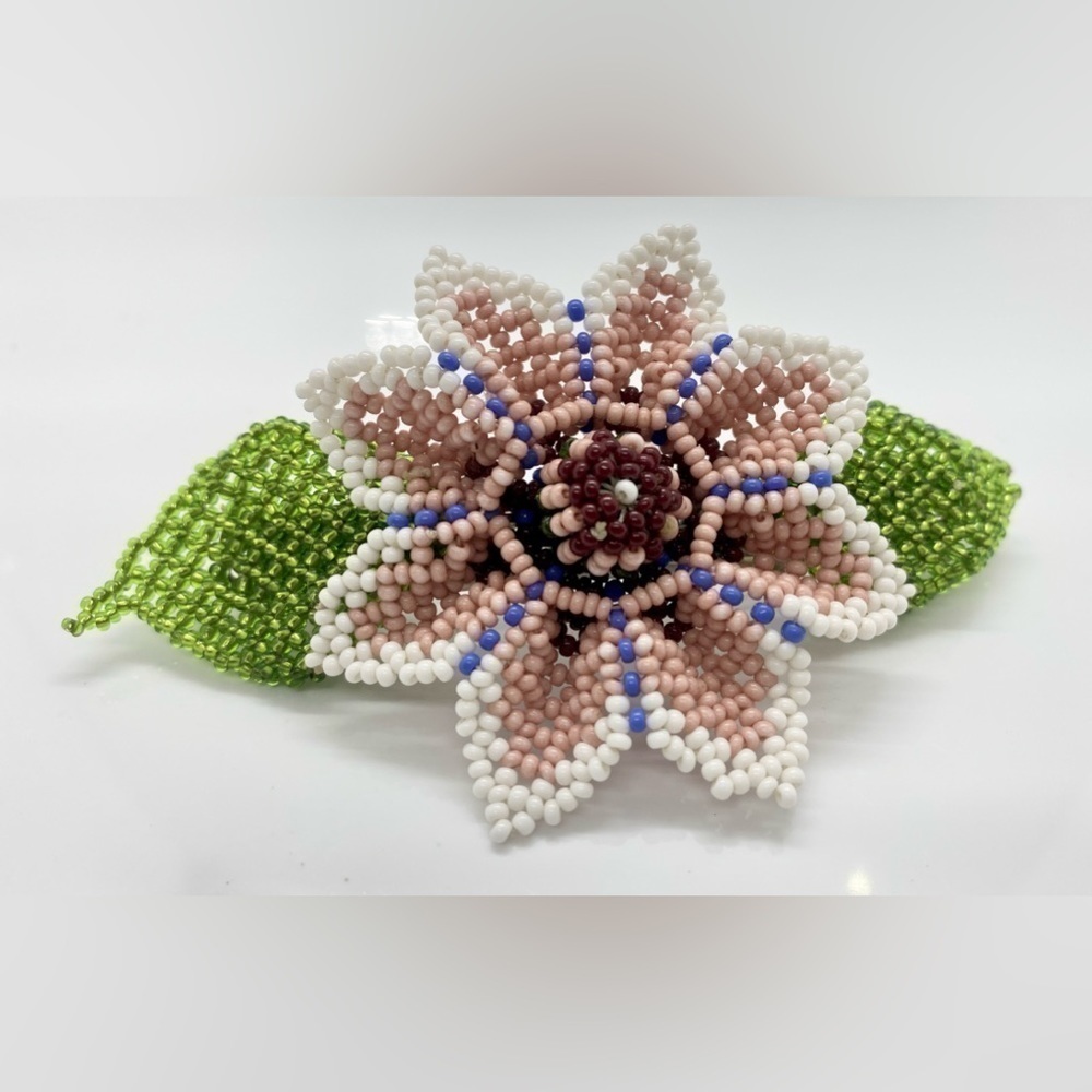 Handmade Artisan by Huicholes Mexican pink Beaded Flower Hair Barrett
